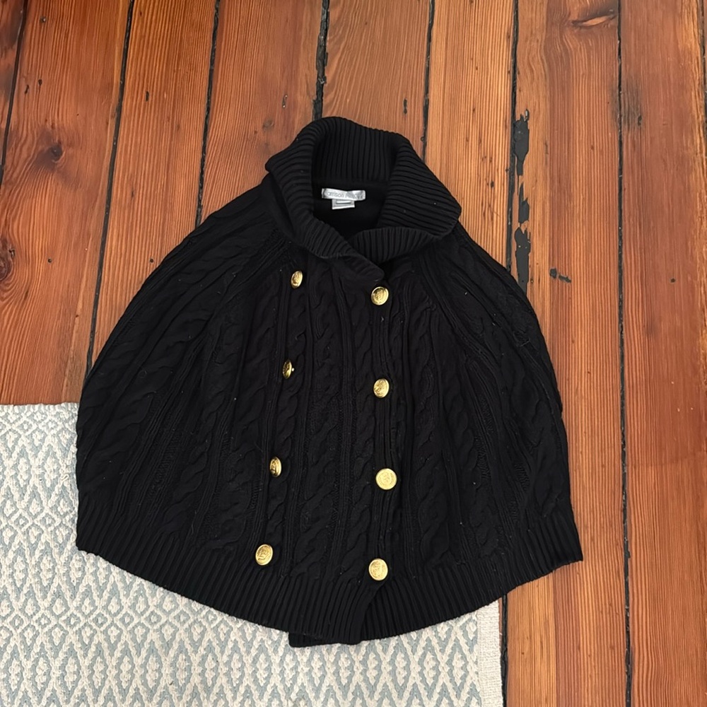 Back capelet shawl poncho with gold buttons